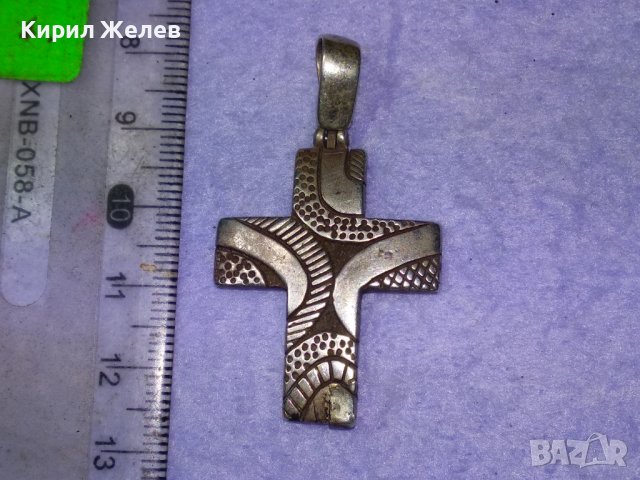 СТАР ОРНАМЕНТИРАН НАГРЪДЕН СРЕБЪРЕН КРЪСТ ОКСИДИРАНО СРЕБРО 925 с НУЖДА от ЛЕКА РЕСТАВРАЦИЯ 18723, снимка 4 - Колиета, медальони, синджири - 42866852