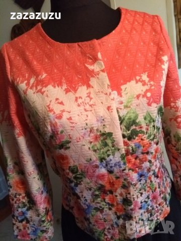 Официално дамско сако с цветни мотиви