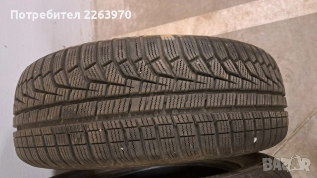 Зимни гуми 215/60R 17 96H, снимка 4 - Гуми и джанти - 52396988