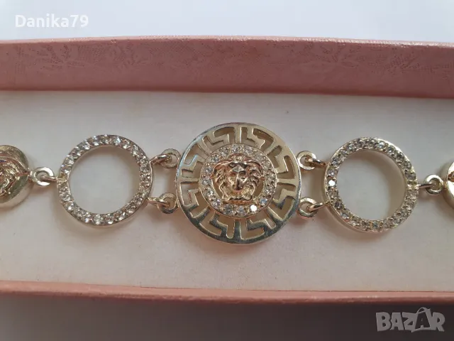 Луксозна гривна от колекция Версаче със сребро и злато, снимка 3 - Гривни - 47410381