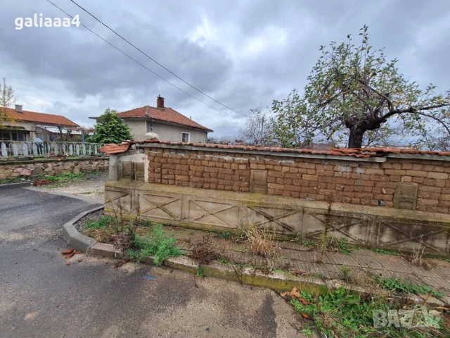 Имот в с. Горни Домлян, общ. Карлово, снимка 3 - Парцели - 52627587