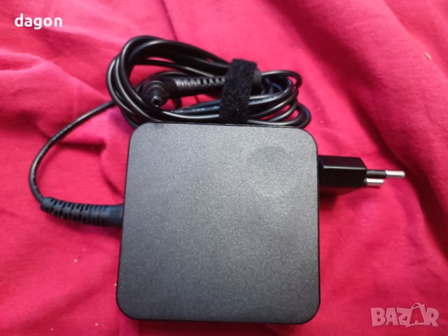 Оригинално зарядно Lenovo 65w, снимка 2 - Части за лаптопи - 42093835