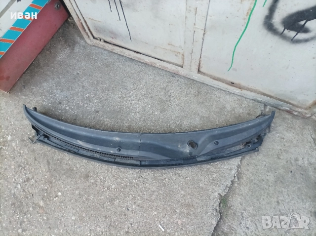 Кора под чистачките за Тойота Айго. 2009 год.