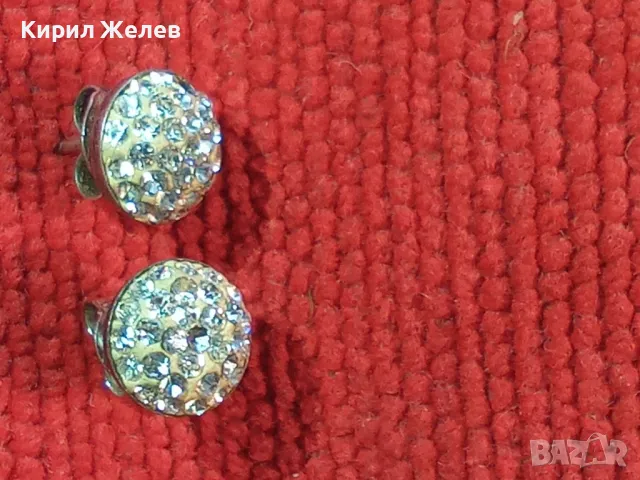 НЕЖНИ КЛАСИЧЕСКИ МОДЕЛ СРЕБЪРНИ ОБЕЧКИ СРЕБРО 925 ОБЕЦИ с ИСКРЯЩИ ЦИРКОНИ В/у БЯЛ ЕМАЙЛ 47476, снимка 8 - Обеци - 49122375