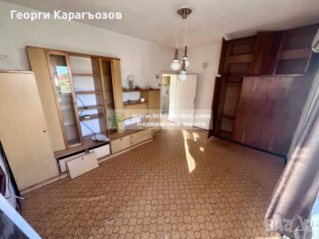 №3946 Етаж от къща със самостоятелен вход и двор | квартал Любен Каравелов, град Хасково., снимка 11 - Етаж от къща - 51720741