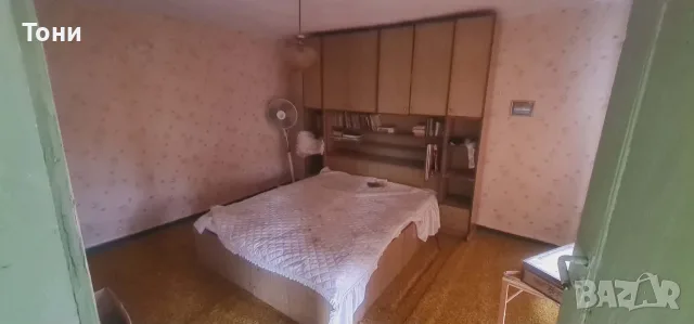 Масивна къща с голям двор в Макариополско, снимка 12 - Къщи - 56011890
