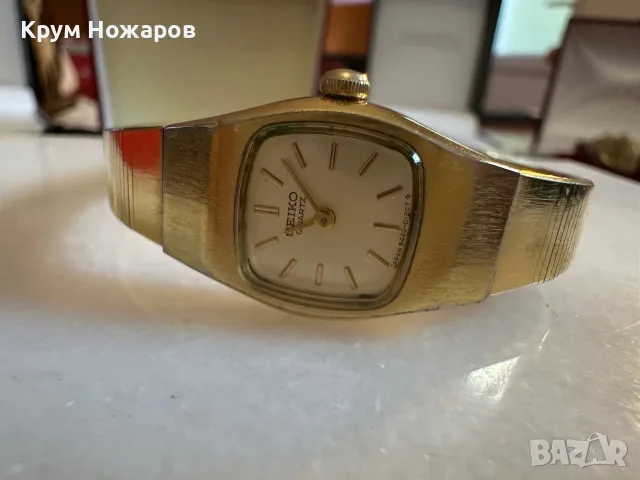 Продавам  Сейко Дамски кварцов часовник със позлата, много добро състояние работи перфектно , снимка 6 - Дамски - 55878782