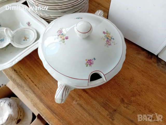 Български порцеланов сервиз "СИП" Стойко Иванов Пеев , снимка 4 - Сервизи - 52592276
