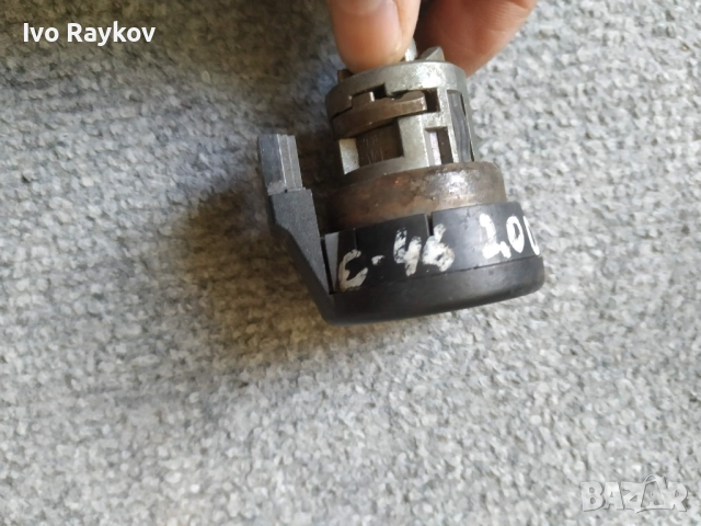 Ключалка , четец за BMW 318i E46 , снимка 2 - Части - 51713892