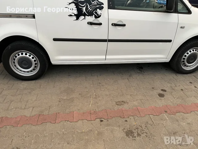 Оригинални джанти с гуми за vw Caddy, снимка 6 - Гуми и джанти - 55933578