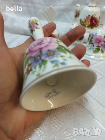 Колекция от порцеланови фирмени камбанки , снимка 4 - Антикварни и старинни предмети - 52017042