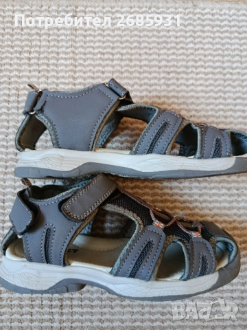 детски сандали , снимка 2 - Детски сандали и чехли - 52108398