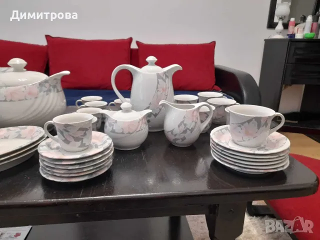 Голям ретро порцеланов сервиз за хранене, чай и кафе, снимка 7 - Сервизи - 49869309