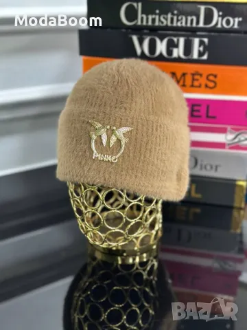 Pinko дамски зимни шапки , снимка 6 - Шапки - 48250824