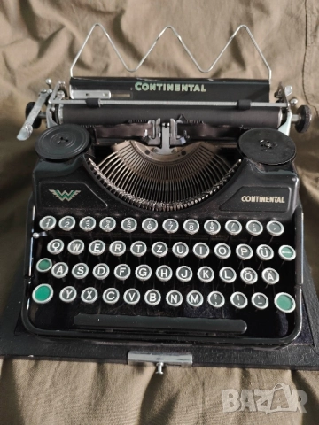 Продавам пишеща машина Continental