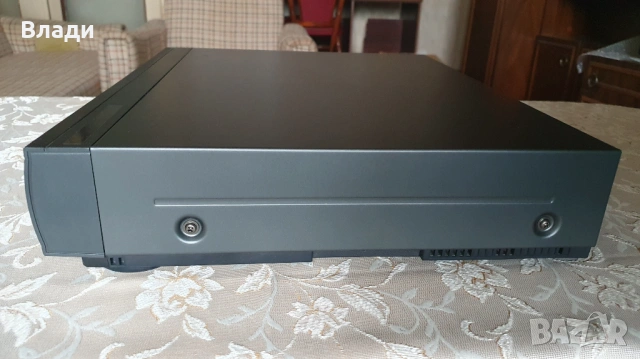 Видеокасетофон VHS Panasonic NV-F70B, снимка 5 - Плейъри, домашно кино, прожектори - 54024979