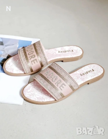 Чехли от LBD нови 