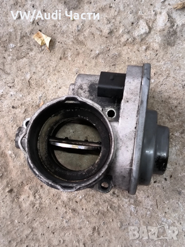 Дроселова клапа за Голф 5 Ауди А3 Пасат Туран VW Golf 5 Audi A3 8P Passat Touran Jetta 038128063L