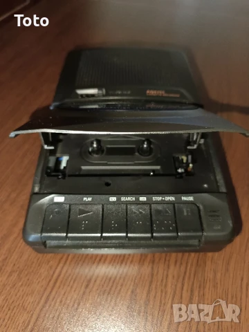 Портативен касетофон Philips AQ 6355., снимка 2 - Радиокасетофони, транзистори - 50908269