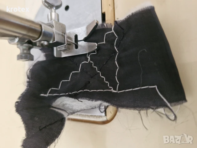 Продавам работеща запазена шевна машина лучник, снимка 2 - Шевни машини - 50976719