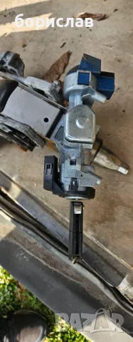 Контактен ключ и кормилен прът за ford s max 