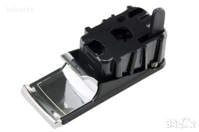 Дръжка за отваряне на жабка AUDI A4 B6 2000-2004, A4 B7 2004-2008, черна, с отвор за ключ,, снимка 7 - Части - 56140949