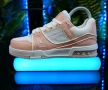 Louis Vuitton Дамски Маратонки С Кутия👟Дамски Спортни Обувки Цвят Бяло и Розово Код S315, снимка 2