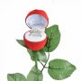 Кутия за годежен пръстен обеци с форма на рози кадифе цена, снимка 1