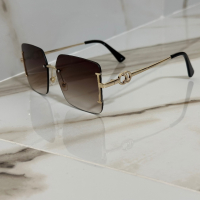Слънчеви очила с кафеви стъкла и златни метални рамки, снимка 1 - Слънчеви и диоптрични очила - 44734871