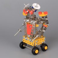 Метален конструктор от два робота, снимка 4 - Конструктори - 42087326