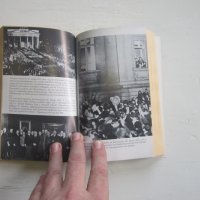 Армейска военна книга 2 световна война   Хитлер  16, снимка 5 - Специализирана литература - 31158491