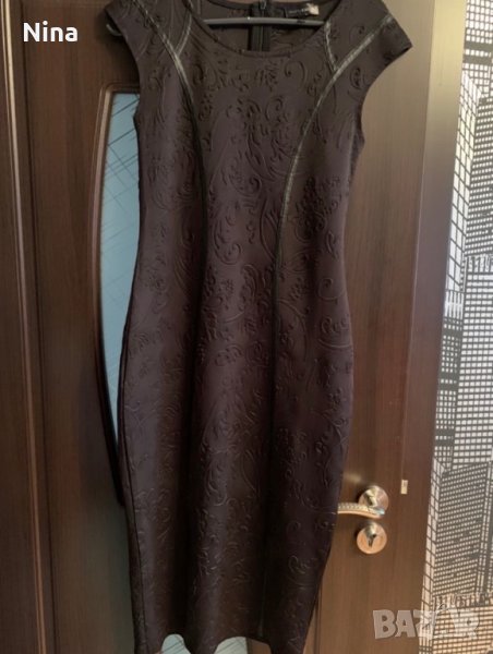 Елегантна вталена рокля, снимка 1