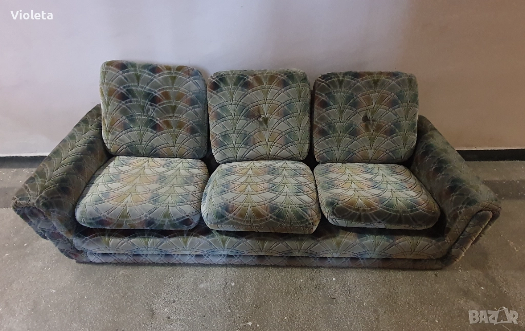 Триместен диван с размери 200см х 80 см х 40 см, снимка 1
