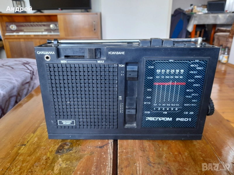 Старо радио,радиоприемник Unitra,Респром Р601, снимка 1