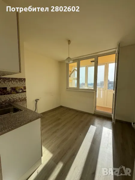 продавам гарсониера Спешно, снимка 1