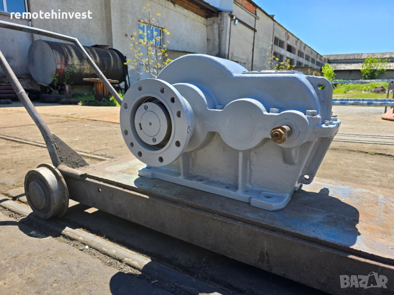 Редуктор РЦД 400 / i=40 - Руски , снимка 1