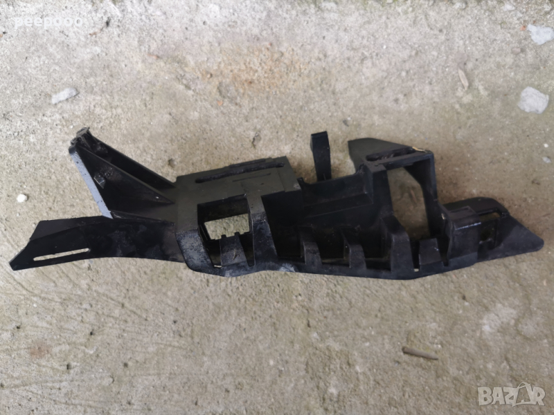 Оригинален ляв държач за предна броня за Пежо 307 2005 година , снимка 1