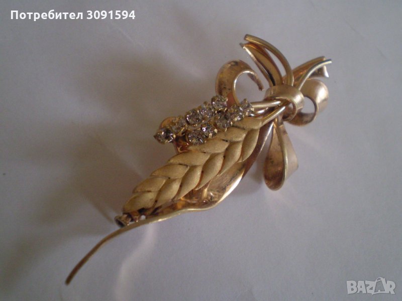Красива старинна позлатена брошка, снимка 1