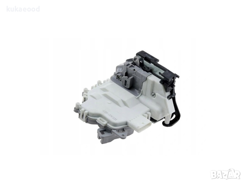 Брава за Audi A3 8V за задна лява врата, снимка 1