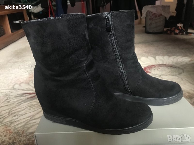 Черни велурени боти на платформа, снимка 1