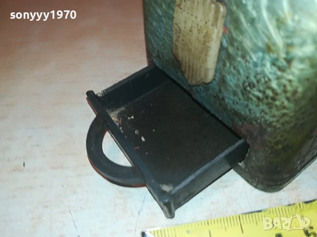 IAV RESITA-МЕТАЛНА РЕТРО МЕЛНИЦА ВНОС ХОЛАНДИЯ 2509221634, снимка 7 - Антикварни и старинни предмети - 38113150
