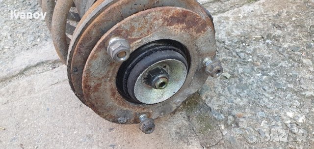 Окачване амортисьори ляв десен шенкел колове предни спирачни апарати  супорти  бмв е34 525 бензин , снимка 6 - Части - 42248937