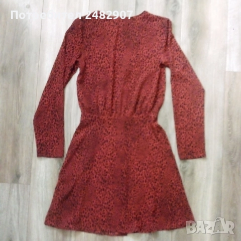 Ефектна дамска рокля Н&М, снимка 6 - Рокли - 51949527