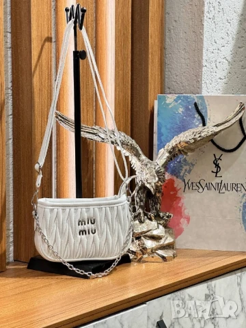 чанти Miu Miu , снимка 10 - Чанти - 51091878