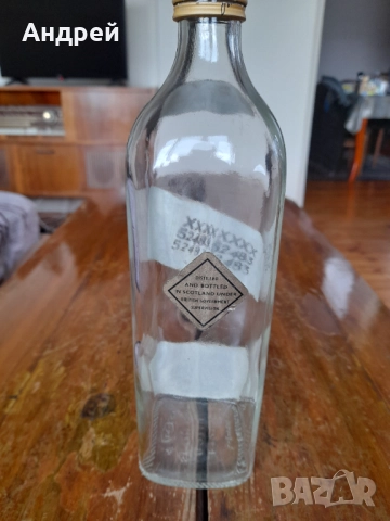 Стара бутилка Johnnie Walker #2, снимка 5 - Други ценни предмети - 51979058