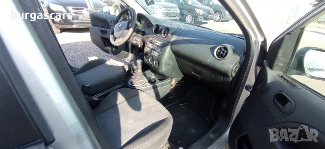 Ford Fiesta 1.3-75к.с. бензин 2005г на части, снимка 11 - Автомобили и джипове - 37876573