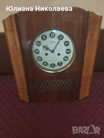 Стенен часовник 