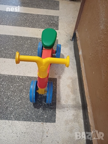 Баланс колело, гърне-седалка, преходни гащи и подаръци - обща цена 30 лева