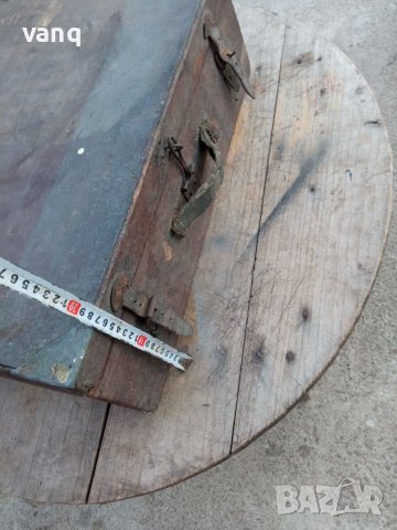Стар дървен куфар, снимка 3 - Антикварни и старинни предмети - 39223560