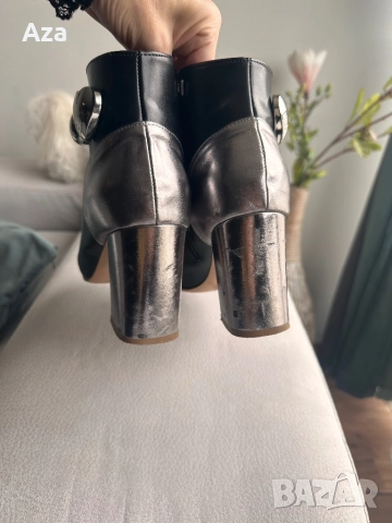 Боти Love Moschino, снимка 7 - Дамски боти - 52935282